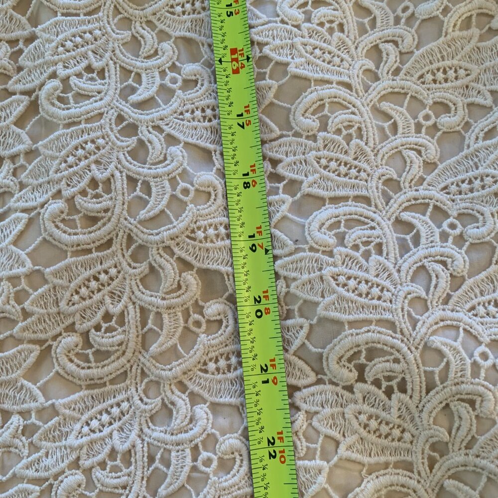 Talbot's Cream colored Size 10 Pencil Knee Length Skirt - Picture 5 of 12